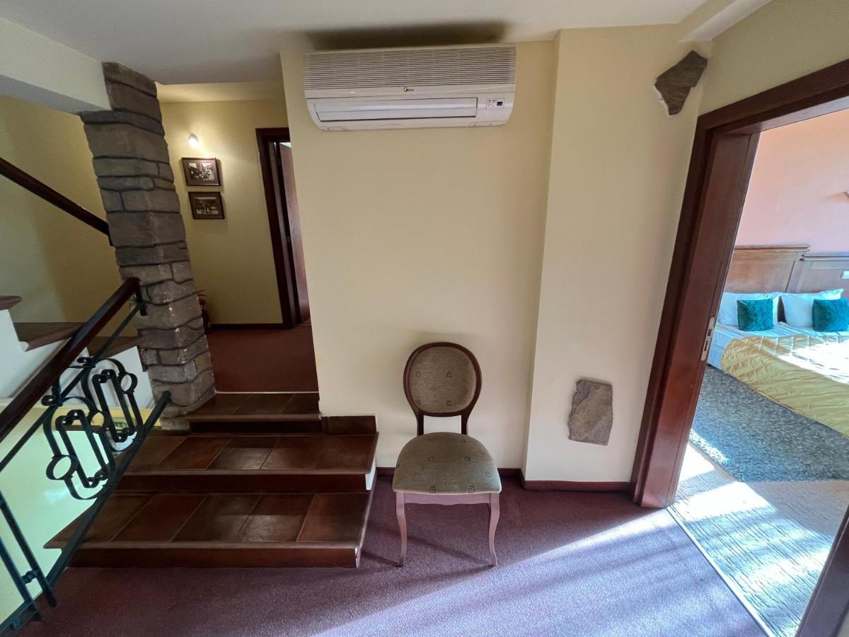 Hotel Bolyari 大特尔诺沃 外观 照片